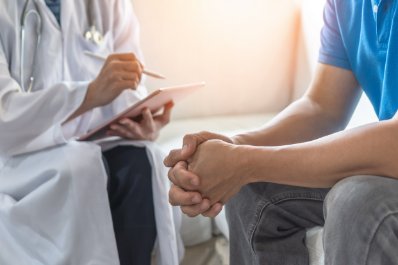 Jak namówić chorującą osobę na wizytę u psychiatry i leczenie?
